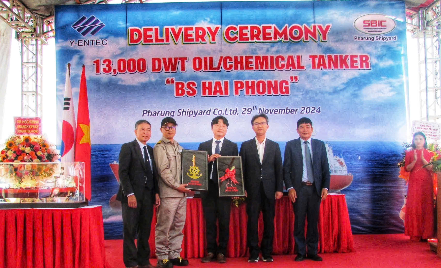 CÔNG TY ĐÓNG TÀU PHÀ RỪNG BÀN GIAO TÀU CHỞ HÓA CHẤT 13.000 TẤN KÝ HIỆU YN-01 