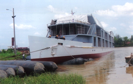 76 những ngày tháng bảy