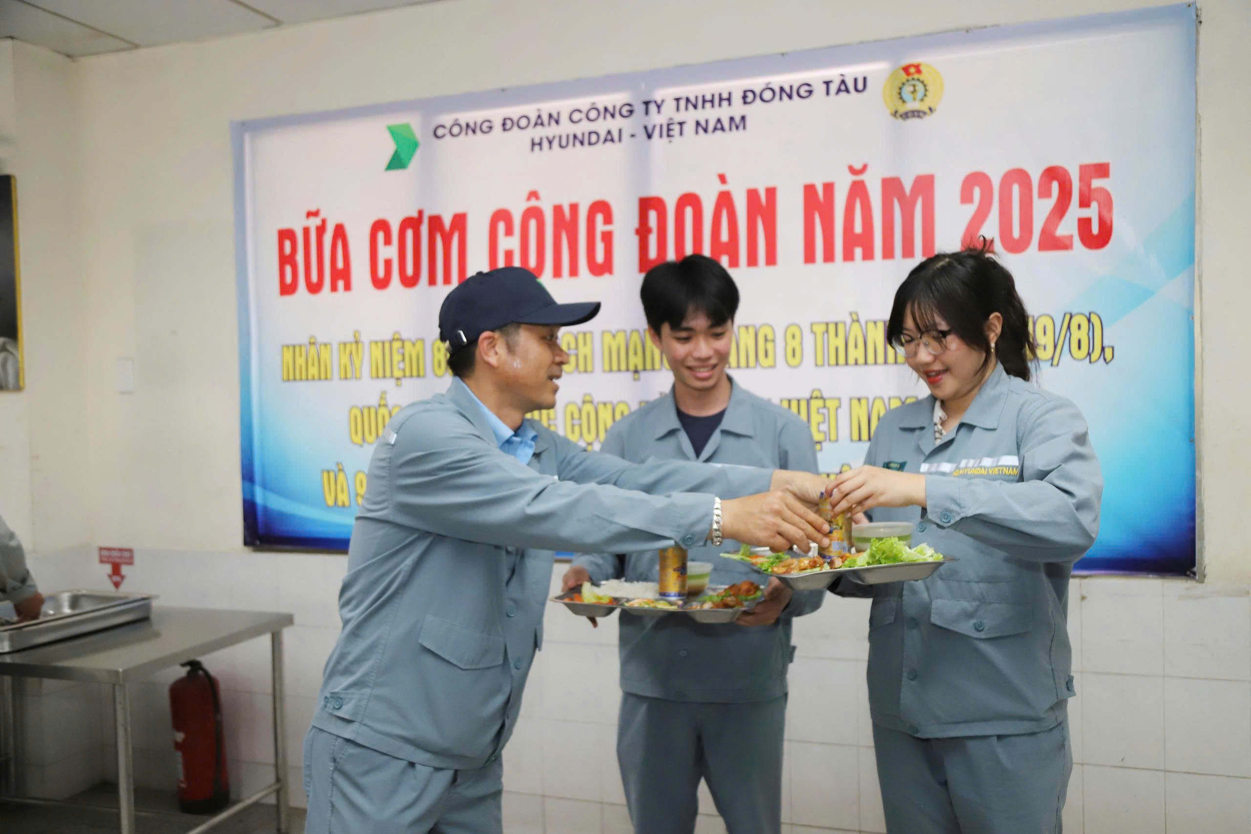 HD Hyundai Việt Nam tổ chức “Bữa cơm công đoàn” cho hơn 5.500 công nhân