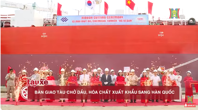 Bàn giao tàu chở dầu, hóa chất xuất khẩu sang Hàn Quốc 