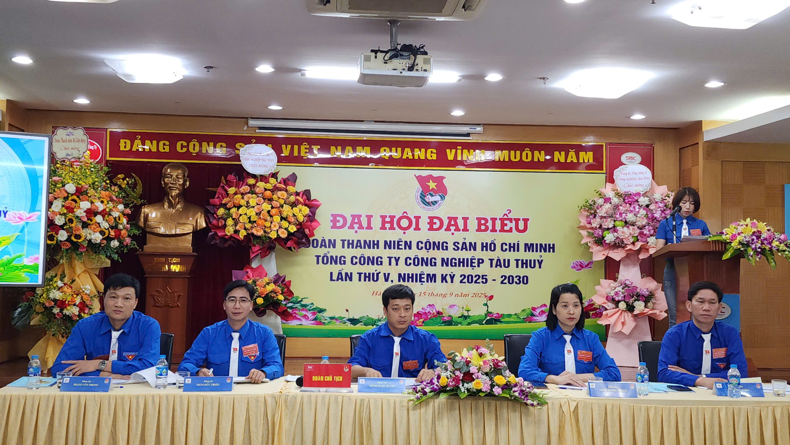 TUỔI TRẺ TỔNG CÔNG TY CÔNG NGHIỆP TÀU THỦY (SBIC): TIÊN PHONG - ĐOÀN KẾT - BẢN LĨNH - SÁNG TẠO - HIỆU QUẢ