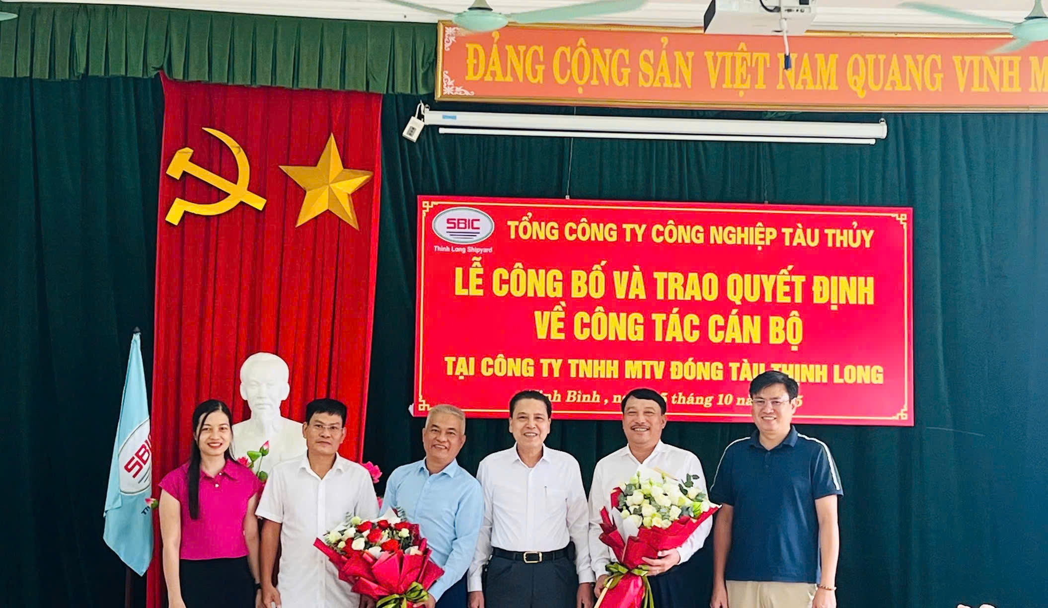 TRAO QUYẾT ĐỊNH CÔNG TÁC CÁN BỘ TẠI CÔNG TY TNHH MTV ĐÓNG TÀU THỊNH LONG 
