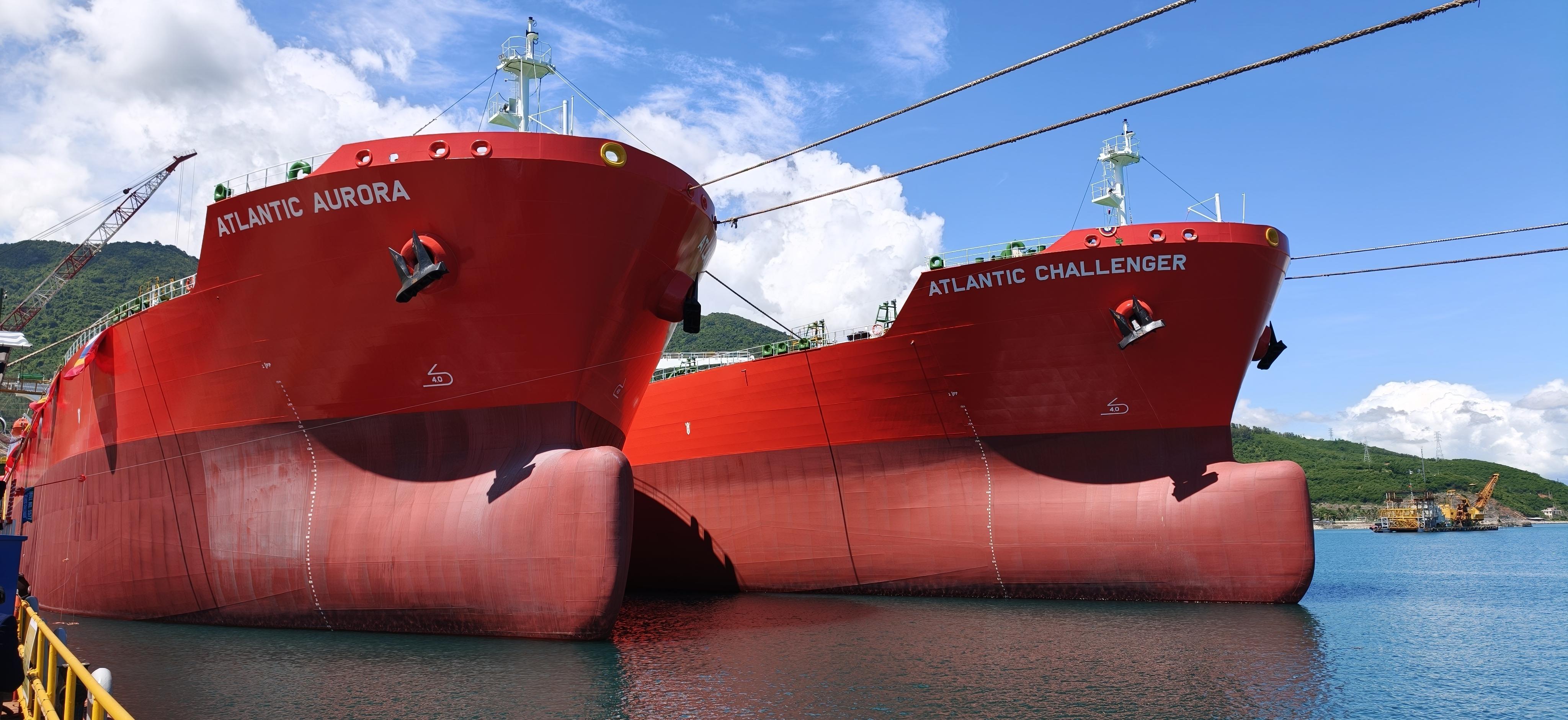 HVS ĐẶT TÊN HAI TÀU DẦU 50.000 DWT SỐ HIỆU S576 & S577 
