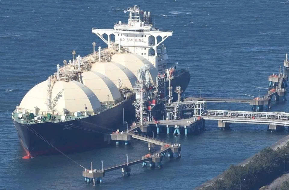 Trung Quốc đầu tư mở rộng ngành đóng tàu đáp ứng đơn đặt hàng tăng vọt, thách thức vị trí dẫn đầu phân khúc đóng tàu cao cấp của Hàn Quốc