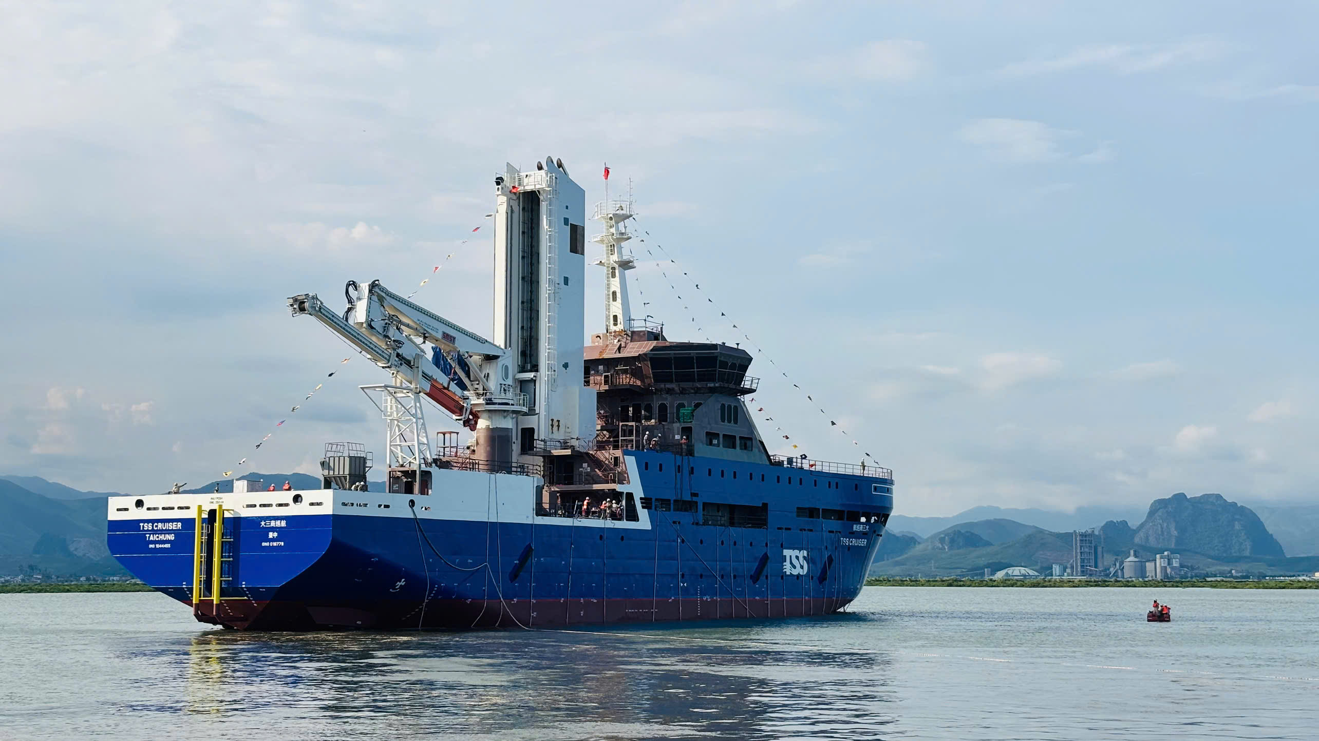 19 hợp đồng giá trị cao “lấp đầy” nhà máy Đóng tàu Hạ Long