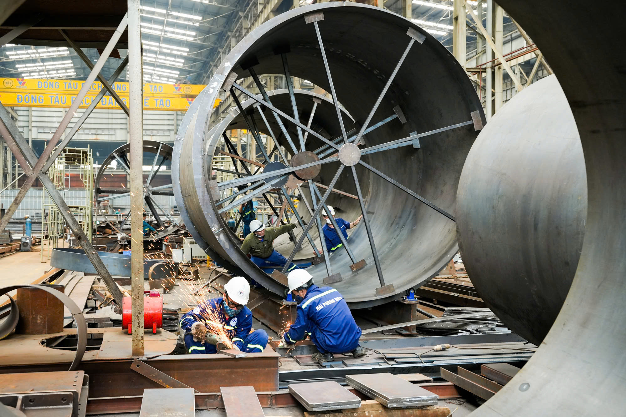 Doanh nghiệp đóng tàu SBIC chạy đua thực hiện nhiệm vụ kép