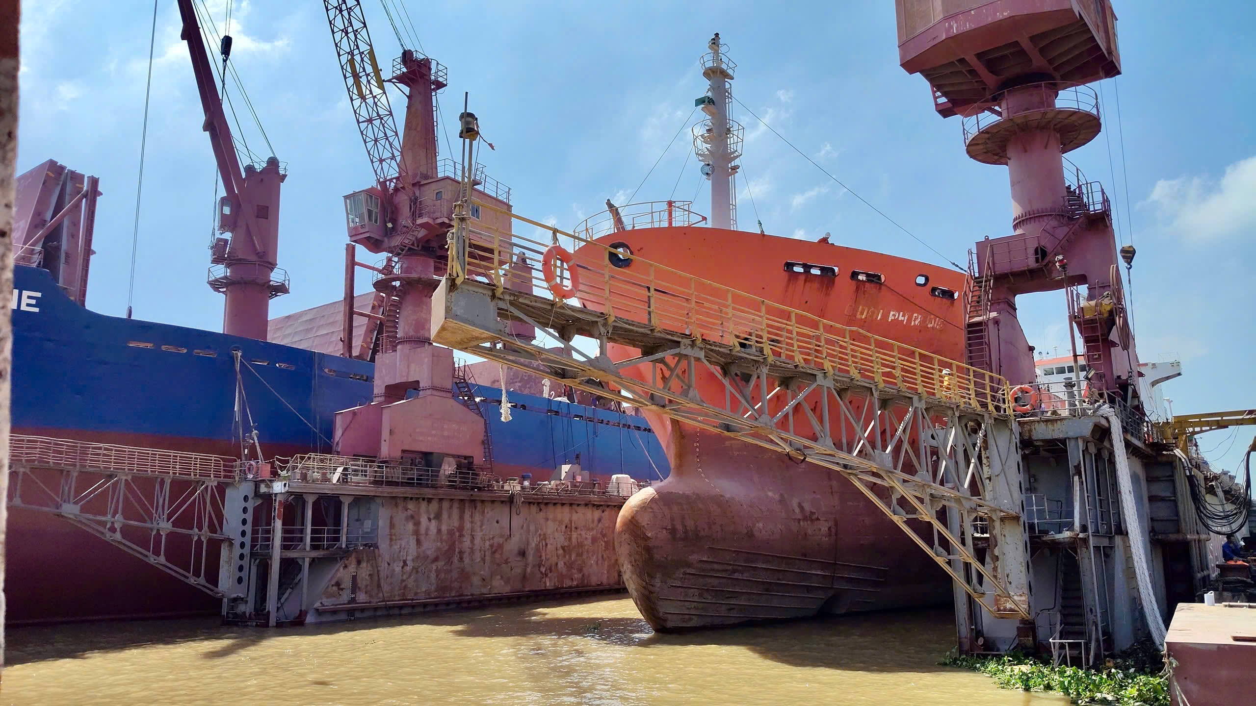 CÔNG TY TNHH MTV ĐÓNG TÀU VÀ CÔNG NGHIỆP HÀNG HẢI SÀI GÒN  (SAIGON SHIPMARIN):  DẤU ẤN 49 NĂM XÂY DỰNG VÀ PHÁT TRIỂN